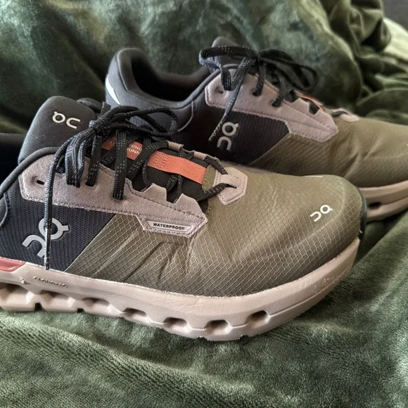 On Cloud Women’s Waterproof Sneakers - Olive and Black - Picture 1 of 5